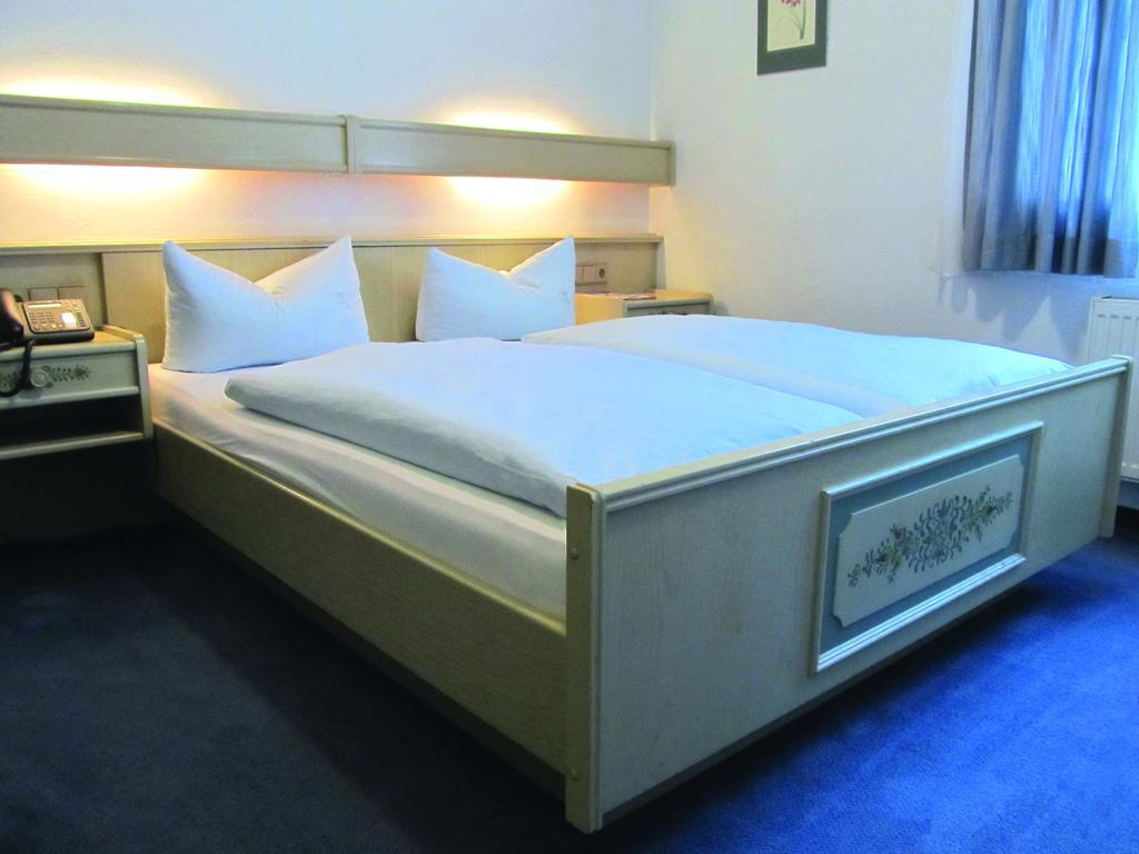 Zum Neuen Schwan Hotell Walluf Eksteriør bilde
