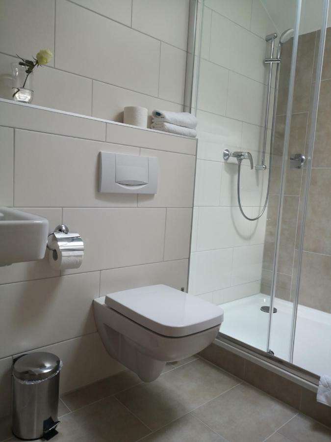 Zum Neuen Schwan Hotell Walluf Eksteriør bilde